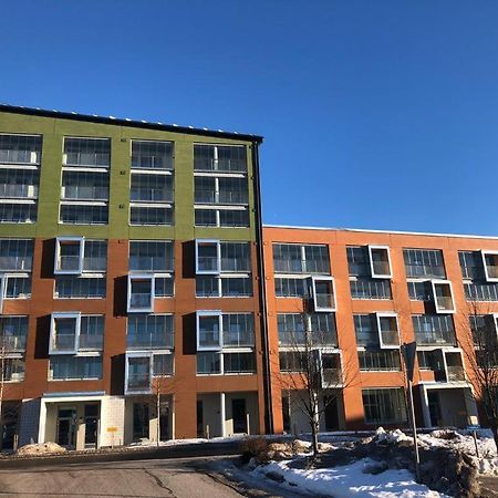 Modern Two Bedroom Apartment Near Helsinki Airport Вантаа Екстериор снимка